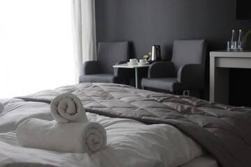 Фото номера Двухместный номер с 1 кроватью Отели типа «постель и завтрак» Arboretum Hotel г. Wolbórz 4